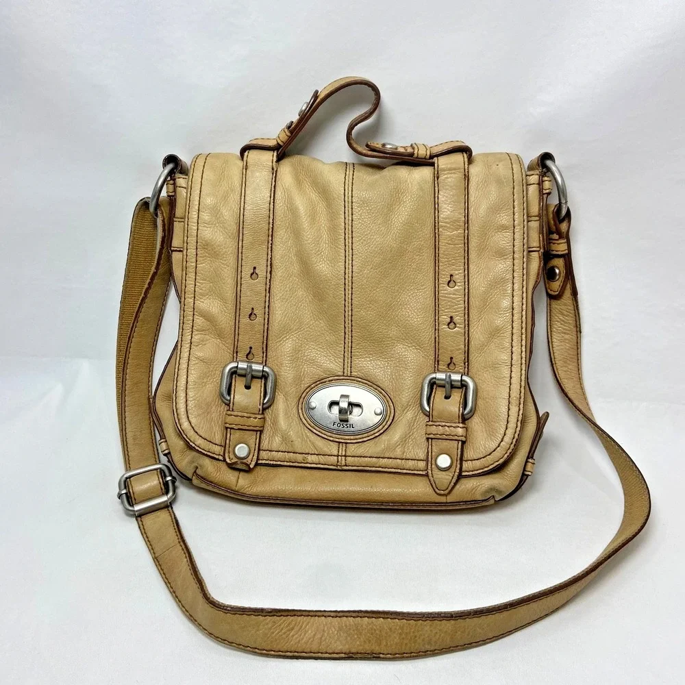 VTG Fossil Maddox Distressed Light Brown Leather Crossbody Messenger‎ Bag